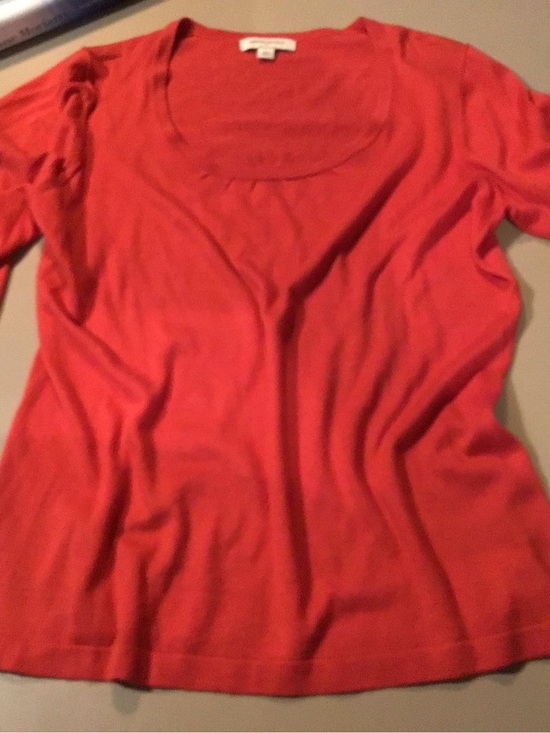 Banana Republic Tops - Banana Republic Scoop Neck Tee in Coral Red